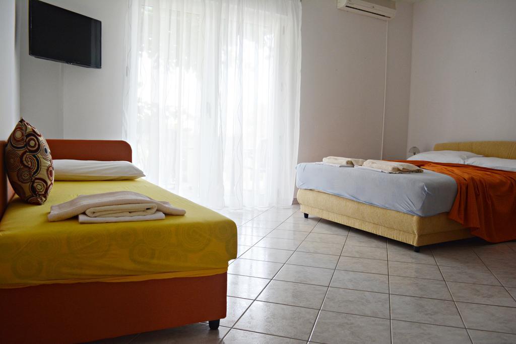 Suz-Ana Lägenhet Trogir Exteriör bild