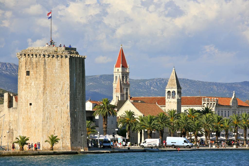 Suz-Ana Lägenhet Trogir Exteriör bild